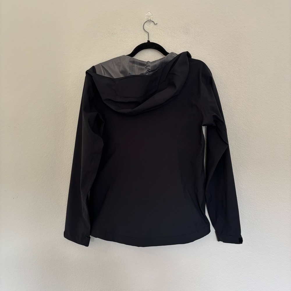 Sherpa Pumori Jacket Black - Picture 4 of 6